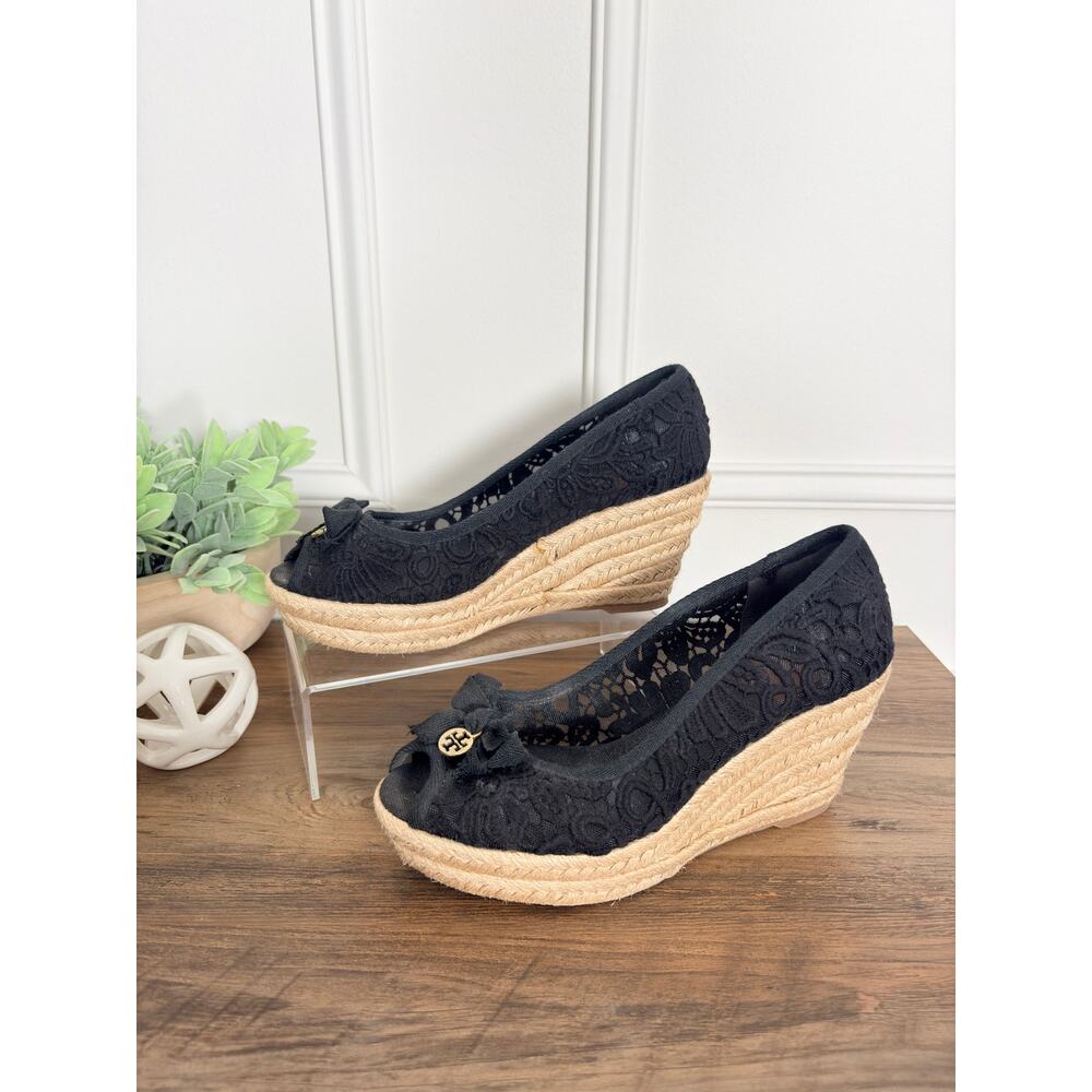 Tory Burch Jackie Lace Espadrille Wedge Peep Toe Bow Black Coastal Chic 8.5 - Picture 3 of 12